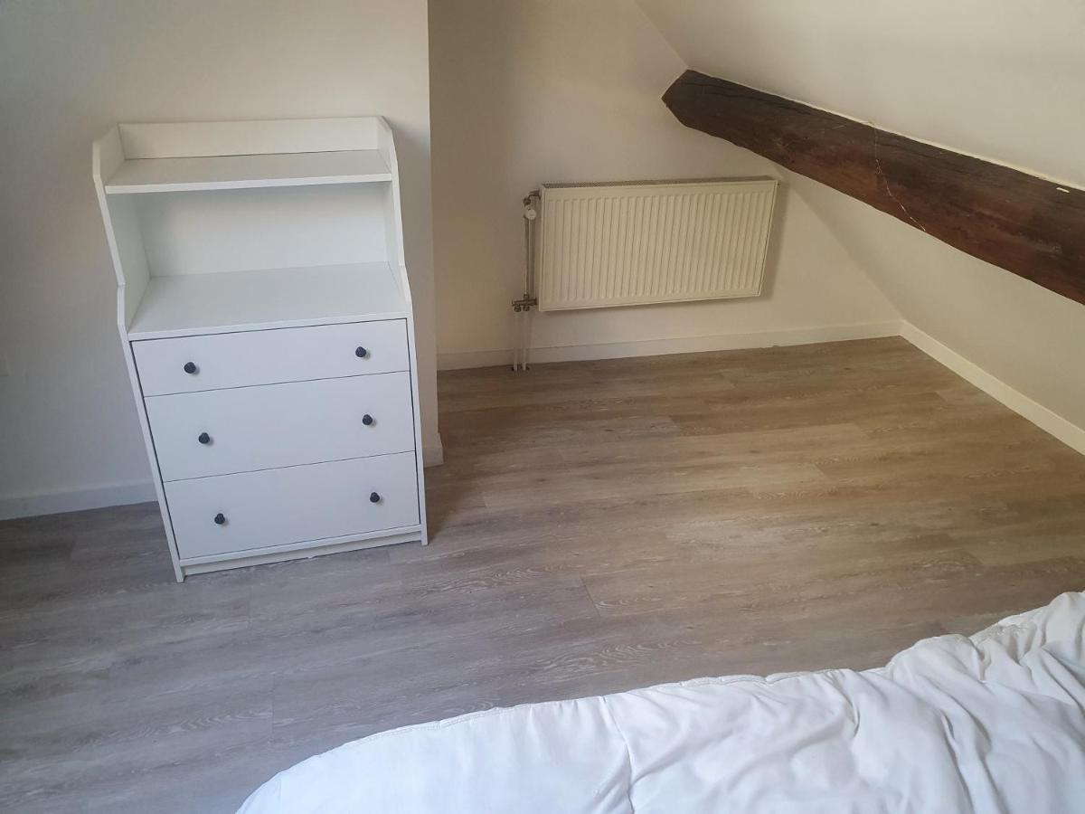 B96 2 Bedrooms Apartamento *